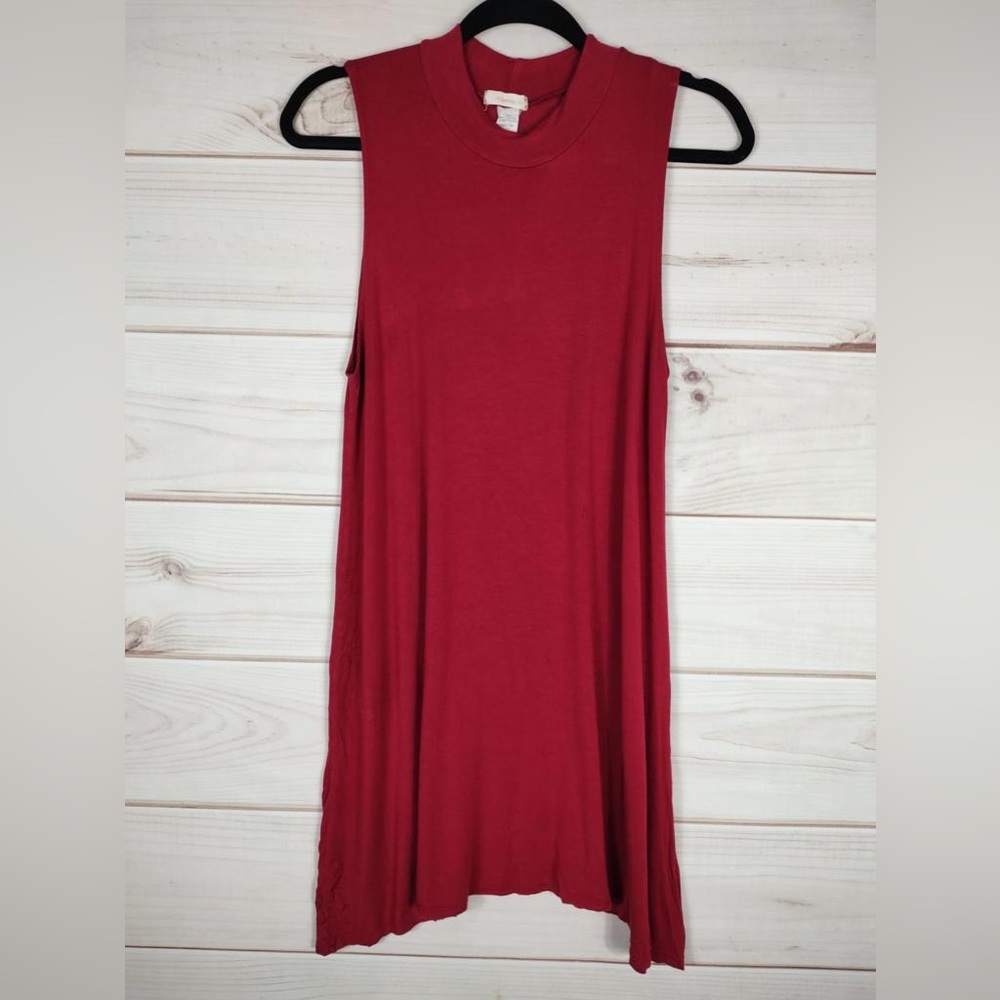 HoneyLee M Sleeveless Dress Woman’s Red High Neck Flare Longer On Sides